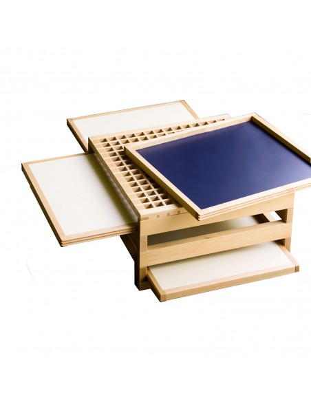 Beistelltisch Tetra - Buche, Tablett mit Holzumrandung, Oberseite Laminat L51 und L25.