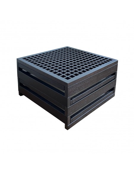 Beistelltisch Tetra - Iroko wege gebeizt, 58,5 x 58,5 cm, Höhe 30 cm.