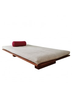 Schlafsofa Sofa Hana classic, Sato Design, Massivholz Kirschbaum, Überzug écru mit Armrolle Pink, Fronansicht 2