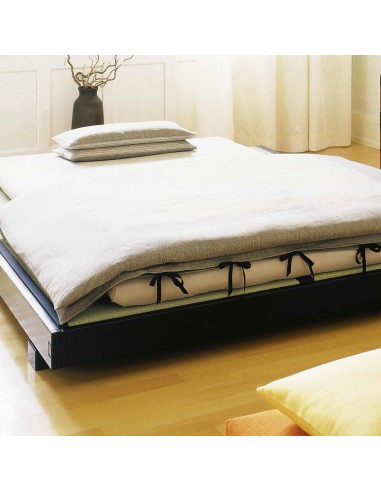 Sato bed Tami in black beech, tatami, futon, satoduvet, cushions, covers, tea set tea table Sato bed Tami in black beech, tatami, futon, satoduvet, cushions, covers, tea set tea table