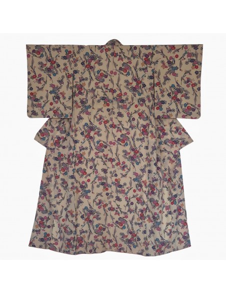 Kimono, japanischer Kimono, traditionelles japanisches Kleidungsstück, Kimono aus Seide / Baumwolle, japanische Kleidung