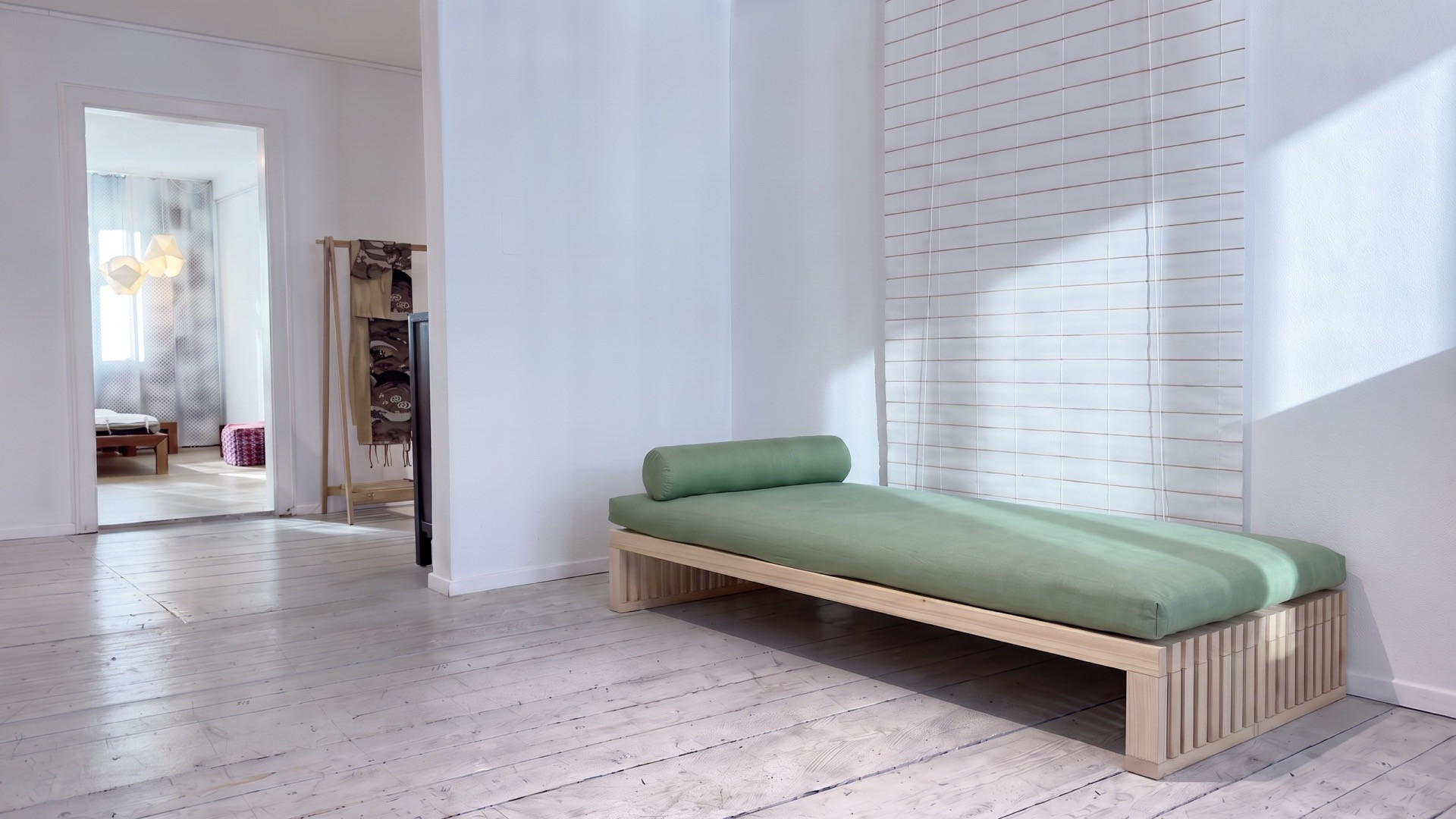 Tenshi Liege: The Essential Daybed