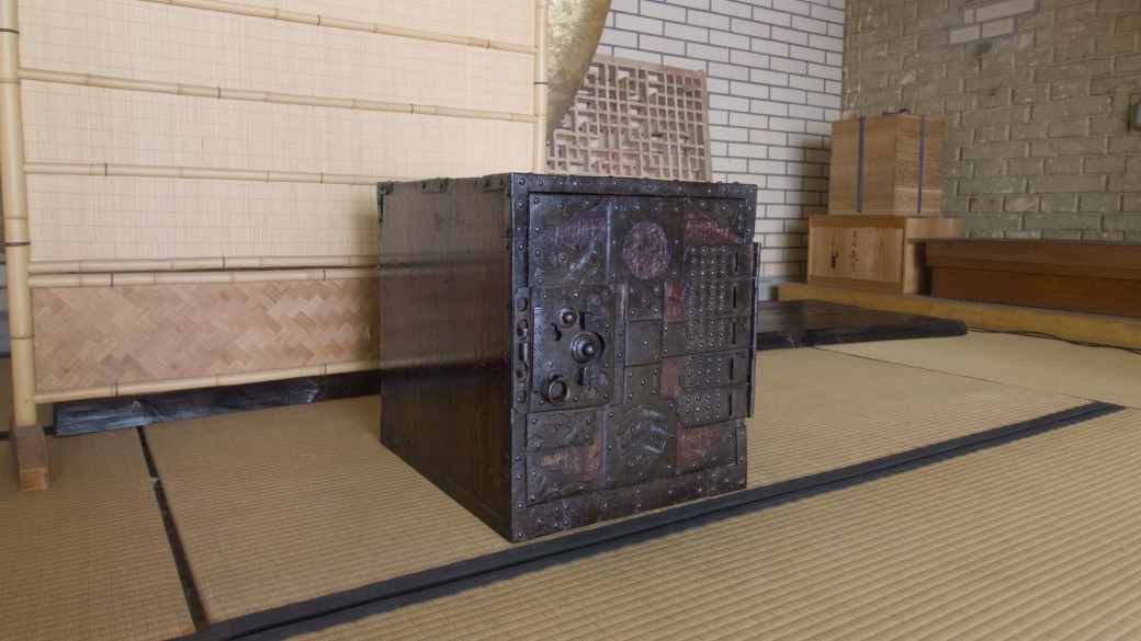 Funadansu: Antique Japanese Safes